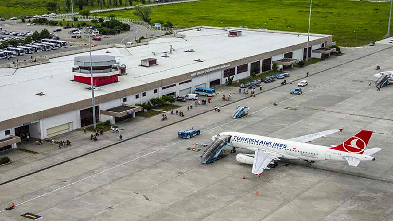 Flughafen Samsun Çarşamba